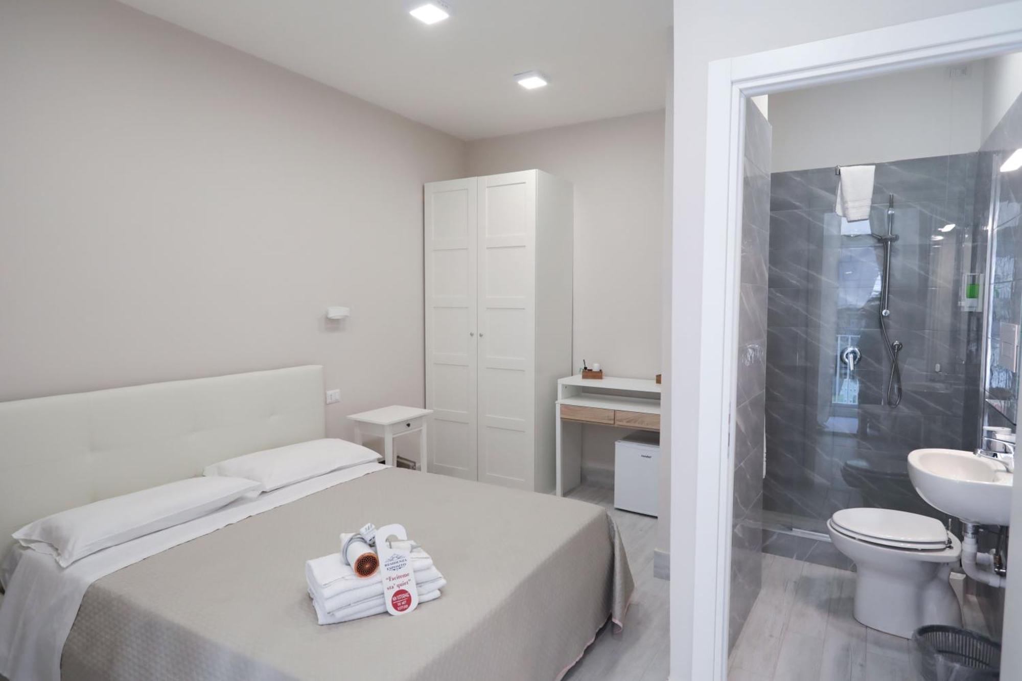 מלון נאפולי Residenza Esposito מראה חיצוני תמונה